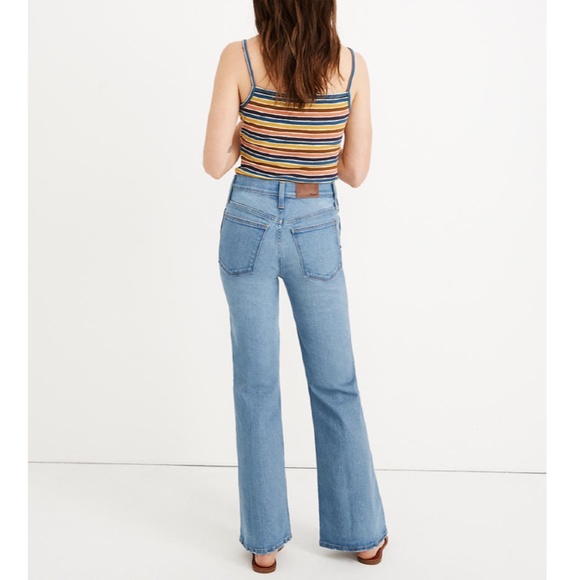 Madewell Retro Hi Rise Flare Jeans in Norwich Wash - Picture 2 of 10